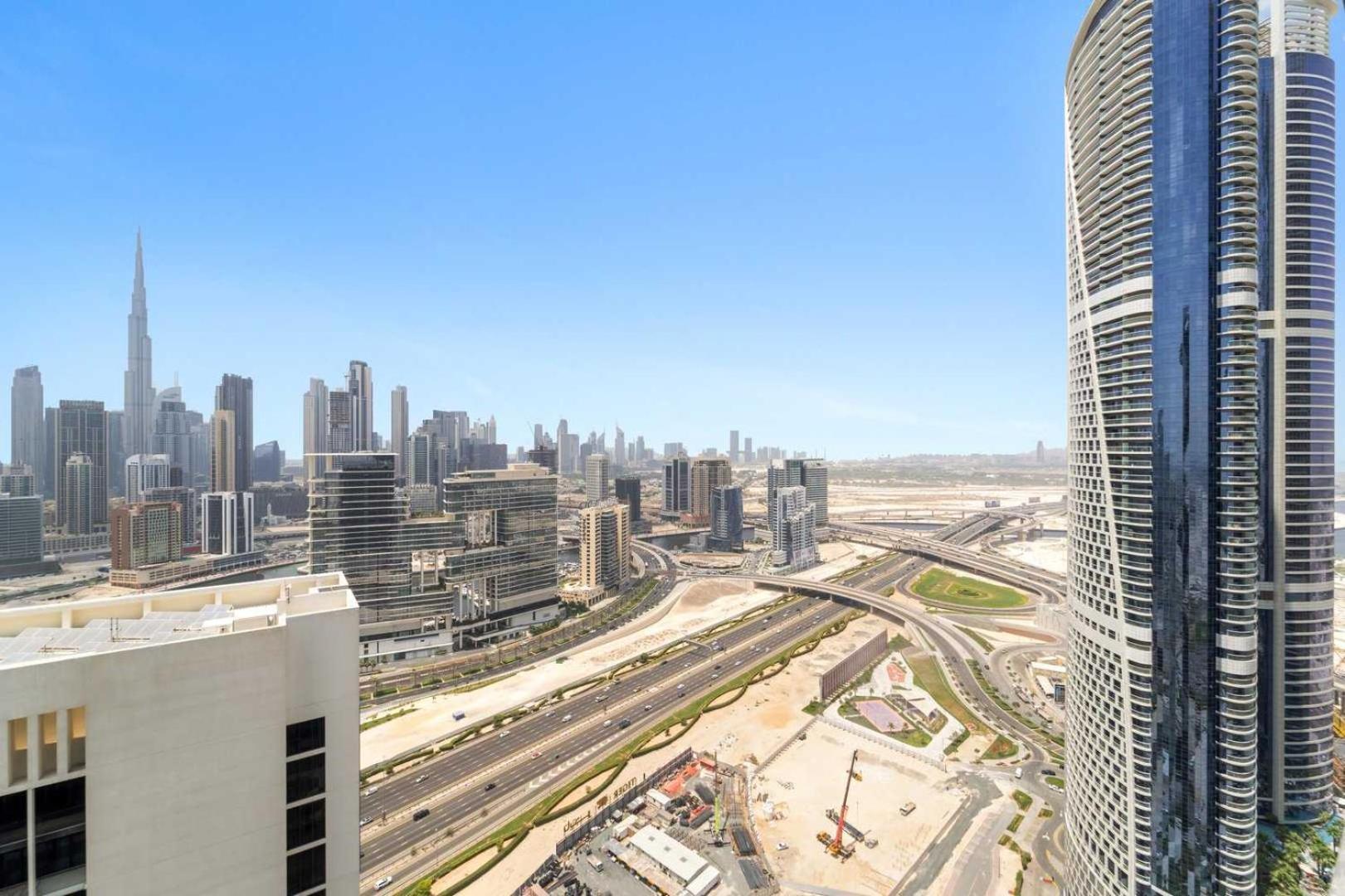 Luxury 1br W Burj Khalifa View In Business Bay